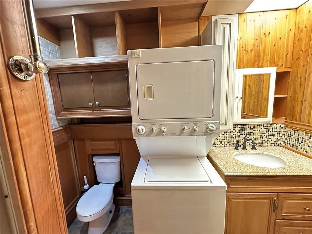 2422 Main St #1 - Photo 5 of 6