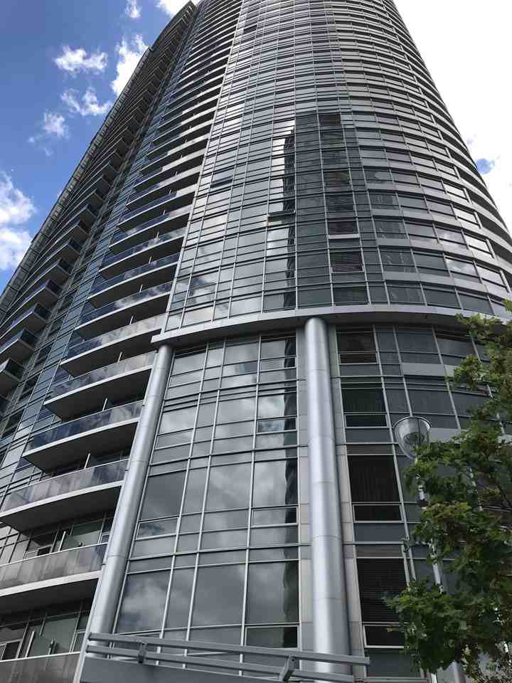 Solaris I - Photo 2 of 7