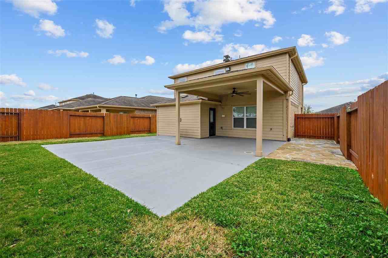 1843 Garnet Breeze Drive - Photo 7 of 46