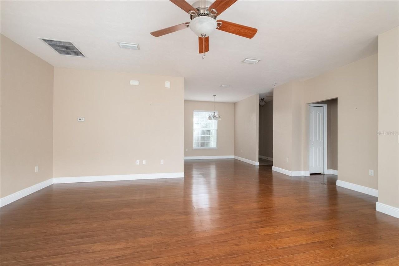 7601 Sw 87th Ter - Photo 2 of 11