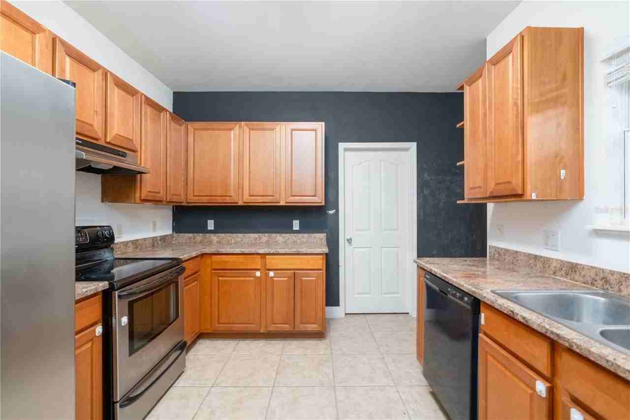 7601 Sw 87th Ter - Photo 5 of 11