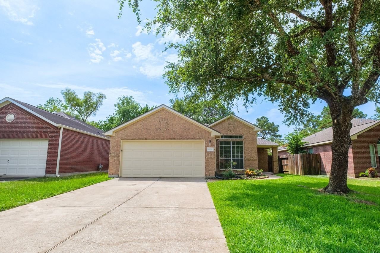 1234 Halls Brg - Photo 3 of 36