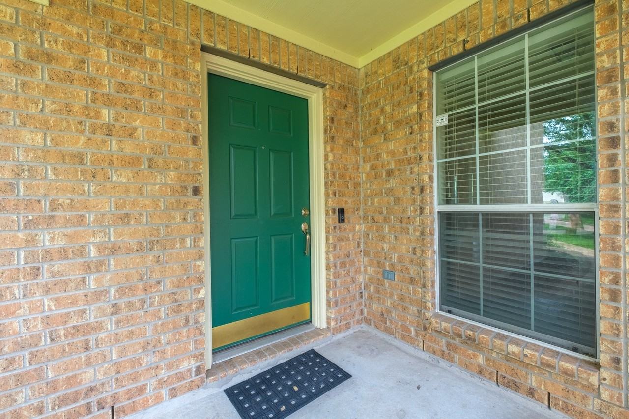 1234 Halls Brg - Photo 5 of 36