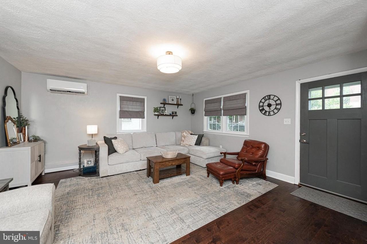 356 2nd Ave - Photo 3 of 45