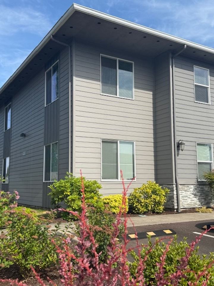 400 W. Rose St. A - Photo 2 of 3