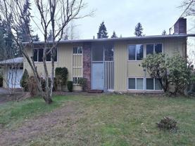 14608 Se 19th Pl - Photo 1 of 1