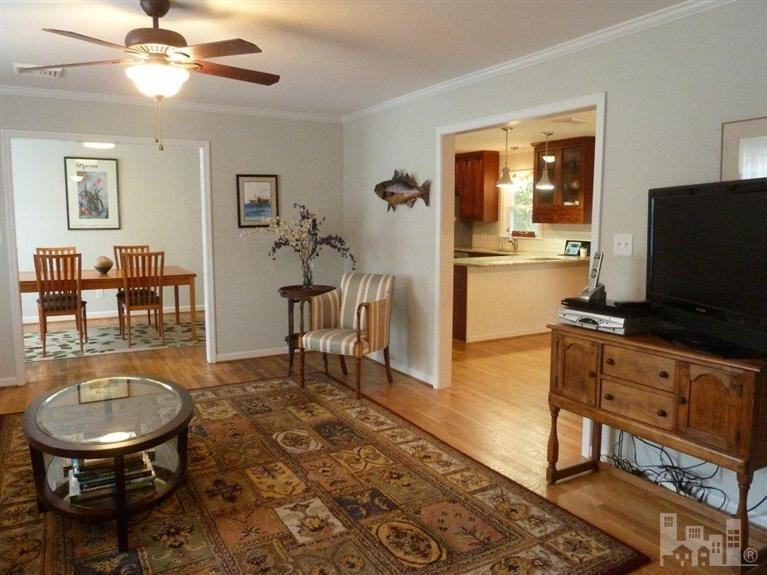 5005 College Acres Dr - Photo 2 of 16