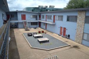 featured image of 2408 Longview St #208