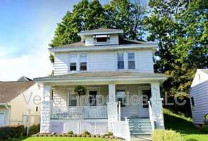 featured image of 800 Chestnut St #2