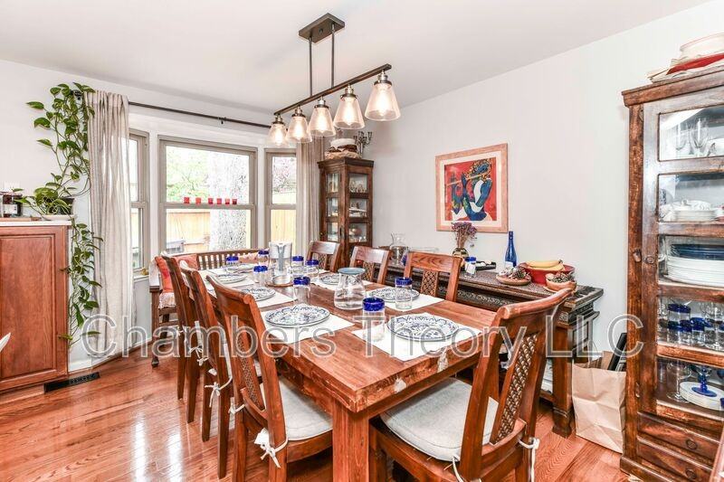 261 Gundry Dr - Photo 2 of 45