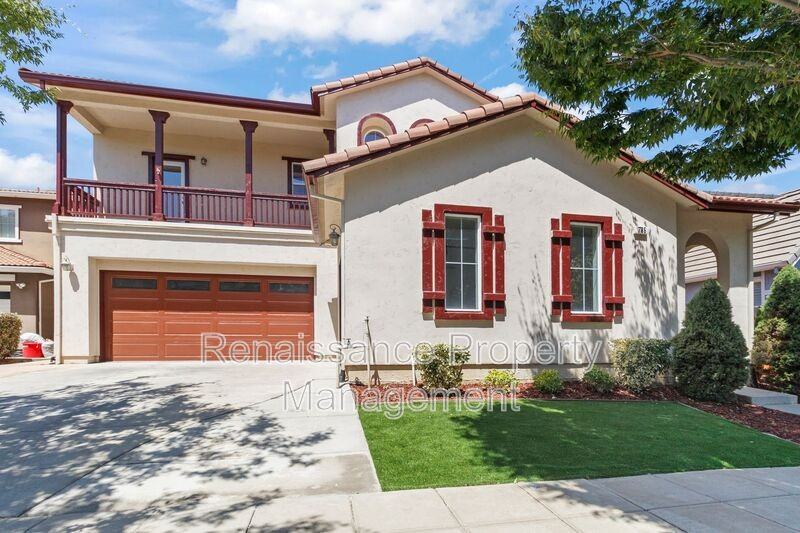 785 Ellerbrook St - Photo 7 of 50