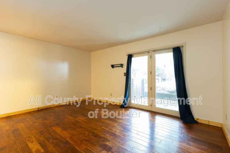 1111 Maxwell Ave #115 - Photo 5 of 14