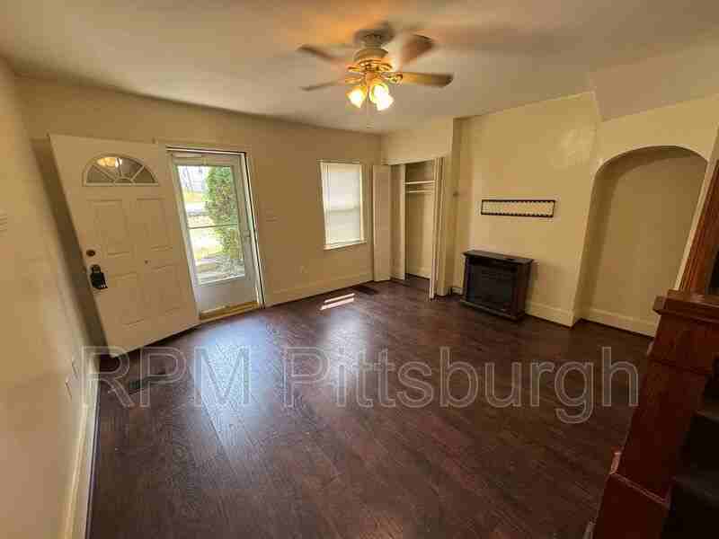 633 Weston Way - Photo 3 of 10