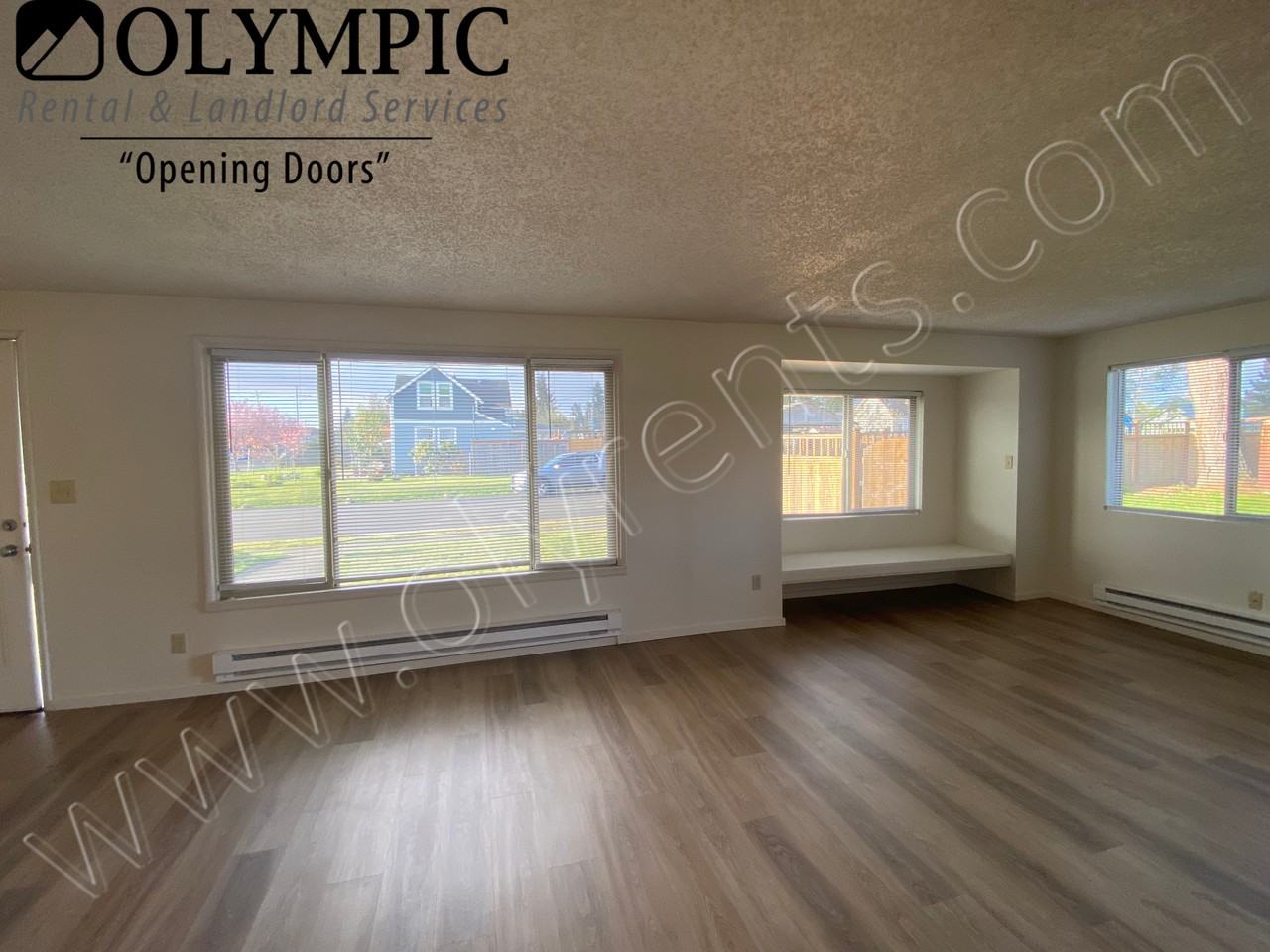 3701 S 18th St - Photo 2 of 10