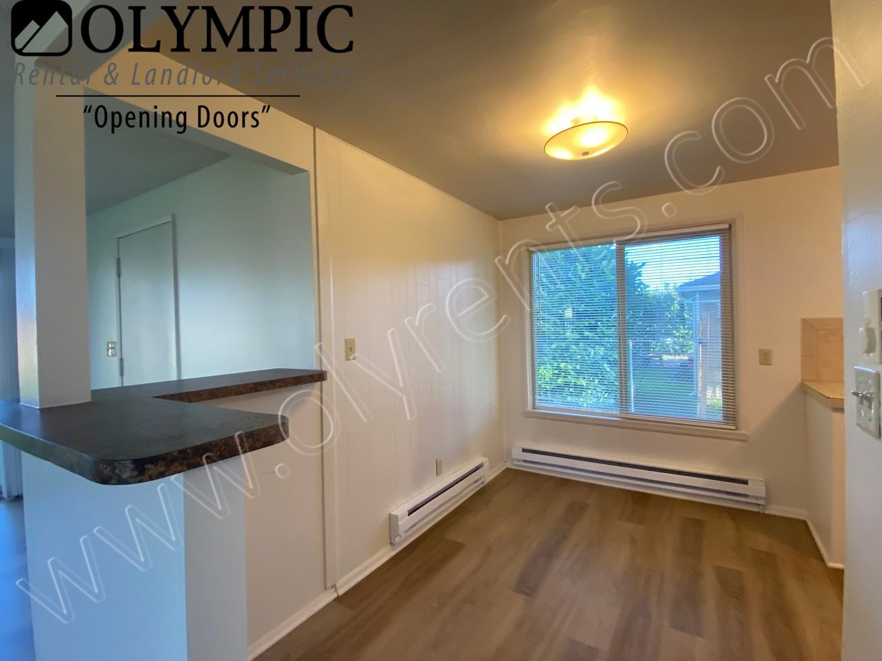 3701 S 18th St - Photo 4 of 10