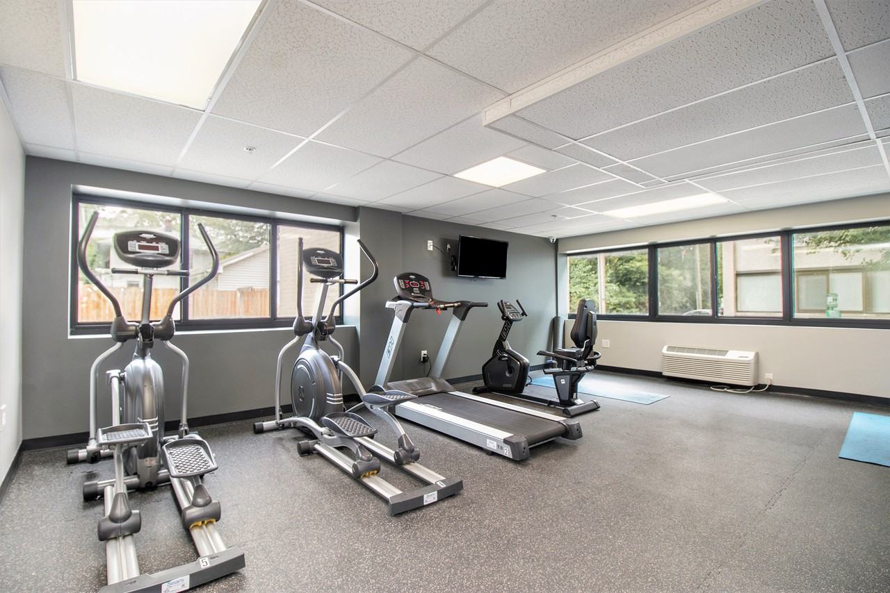 1112 S 20Th St - Photo 2 of 12