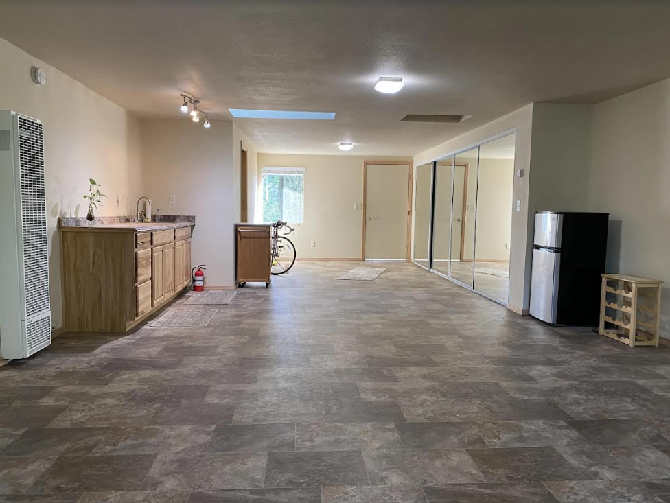 17124 Jay Dee Ln - Photo 2 of 14