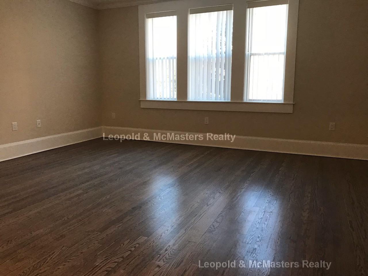 21 Short St #3 - Photo 5 of 12