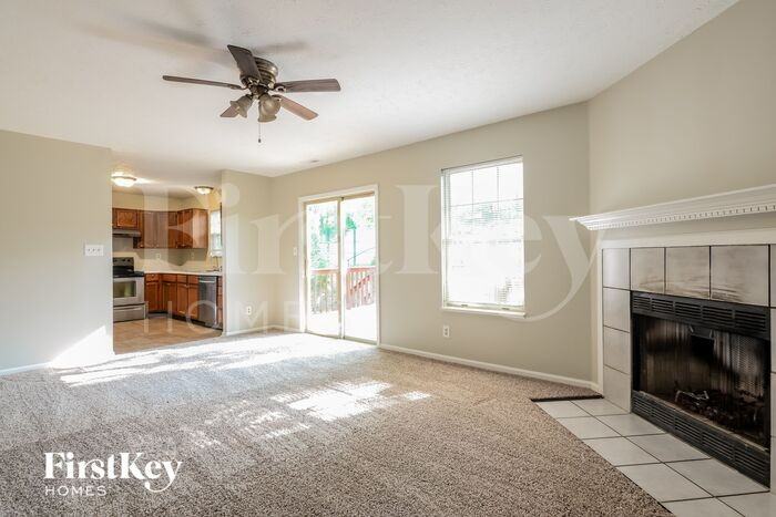 3922 Gray Arbor Dr - Photo 3 of 16