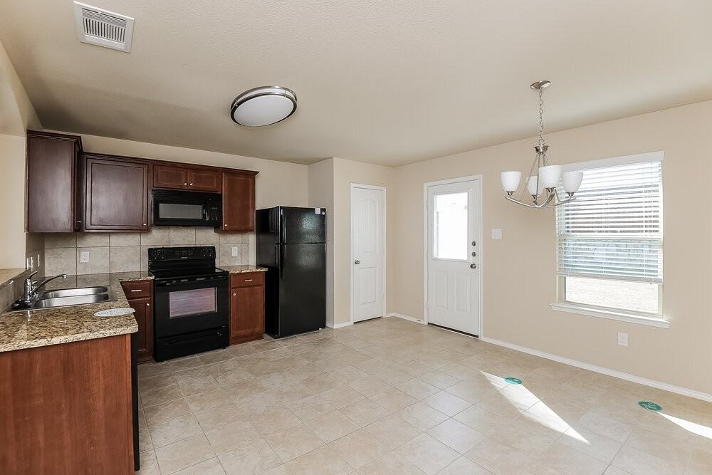 2329 Triston St - Photo 7 of 16