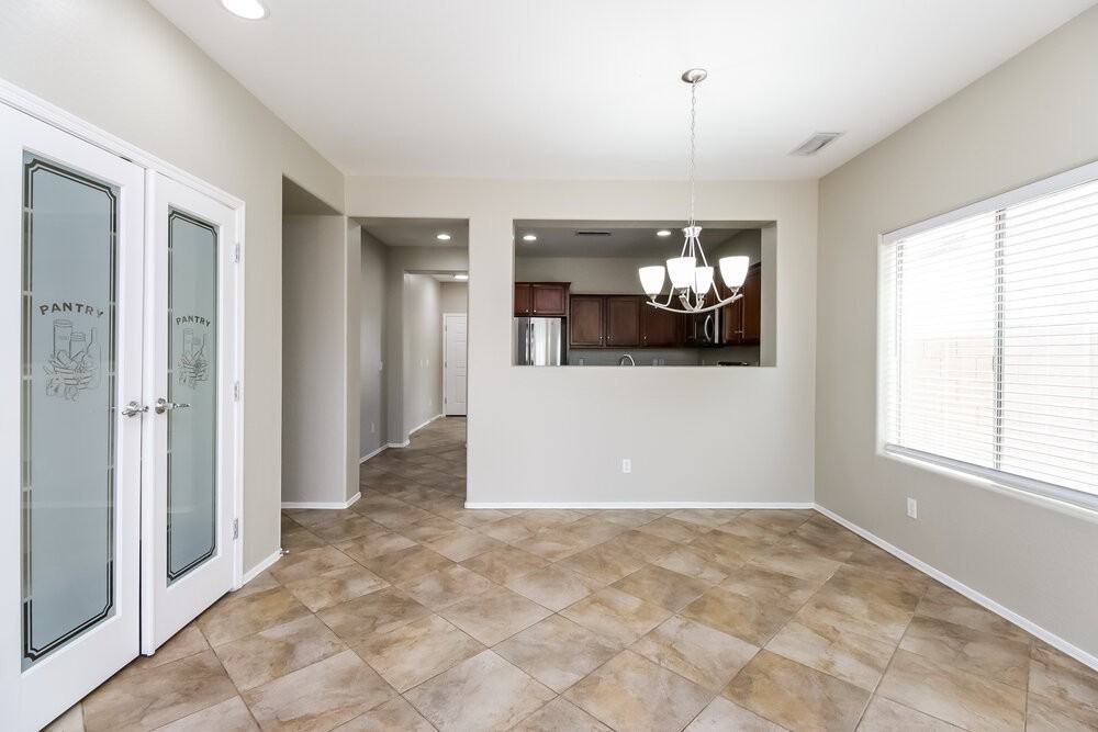 41538 N Salix Dr - Photo 5 of 17