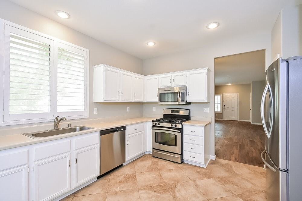 8508 Last Point Ave - Photo 5 of 16