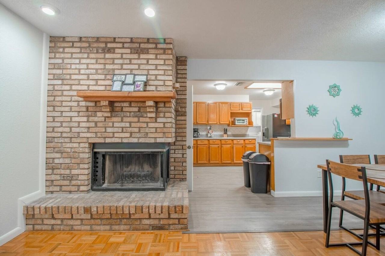 4500 Elaine Pl #1094209P - Photo 2 of 27