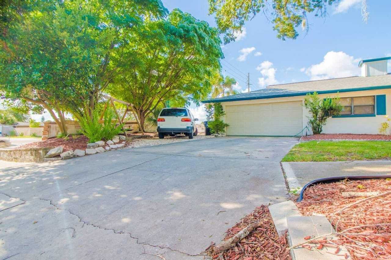 4500 Elaine Pl #1094209P - Photo 7 of 27