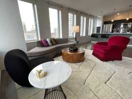 featured image of 280 E Broad St