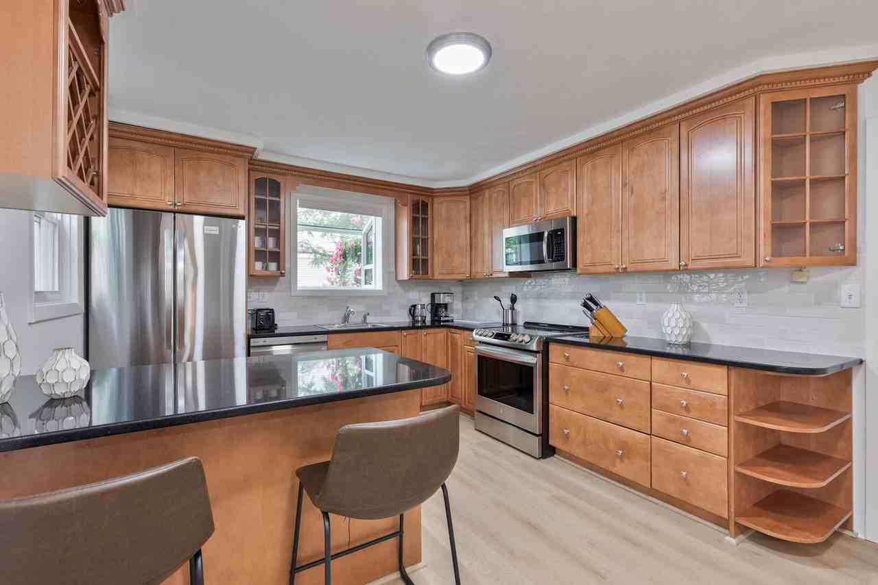 235 Cardinal Medeiros Ave #1239621P - Photo 6 of 28