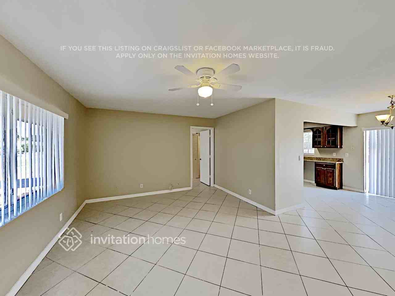 9387 Gettysburg Rd - Photo 3 of 17