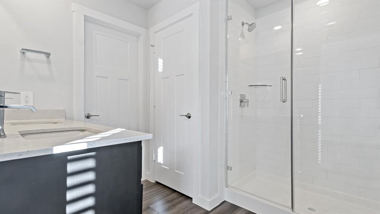 1210 Amistad Loop - Photo 2 of 21