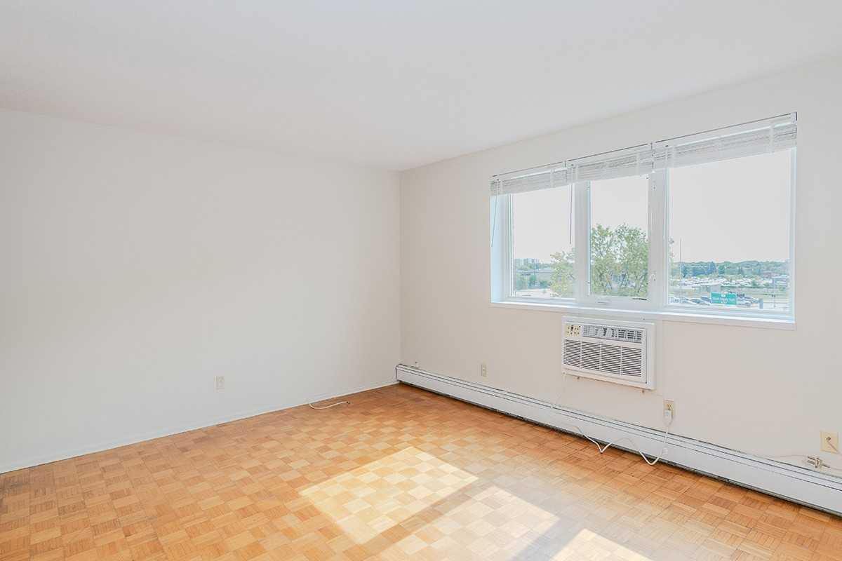 5 Valhalla Drive - Photo 2 of 18