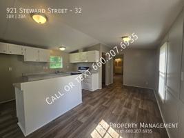 featured image of 921 Steward St #32
