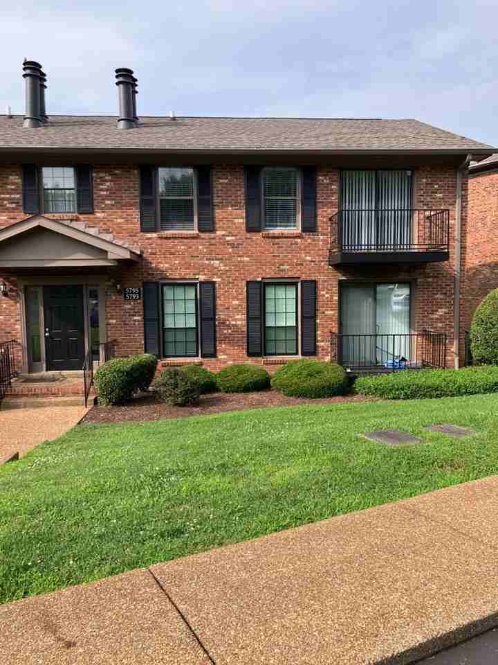 5795 Brentwood Trce - Photo 2 of 16