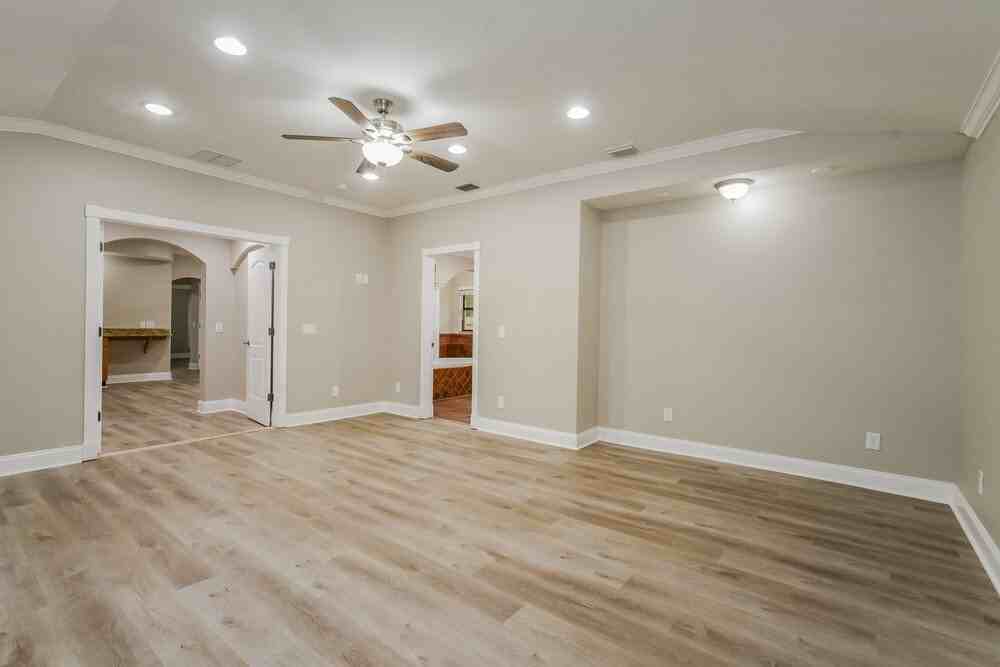 1203 Trotwood Blvd - Photo 7 of 16