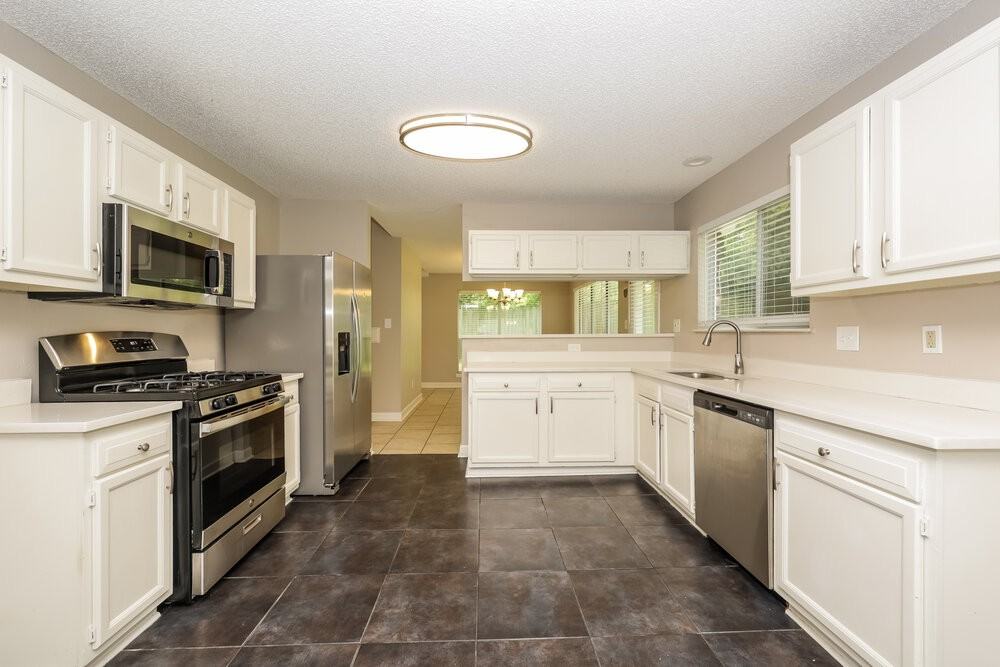 1229 Jacksons View Rd - Photo 5 of 13