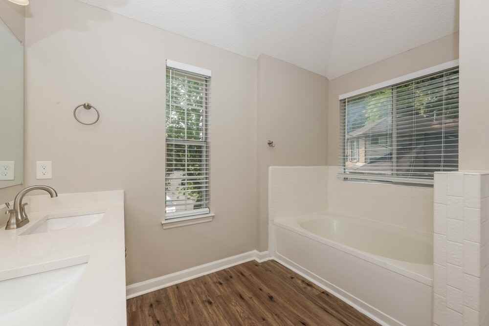 1229 Jacksons View Rd - Photo 7 of 13