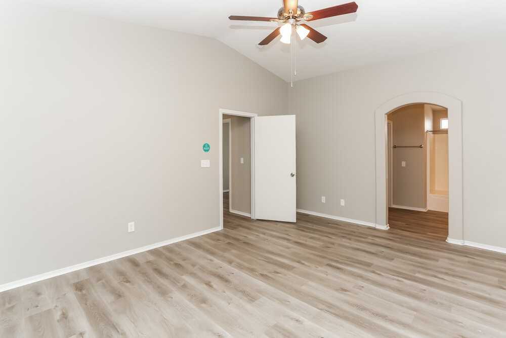 4917 Stormy Ridge Street - Photo 7 of 16