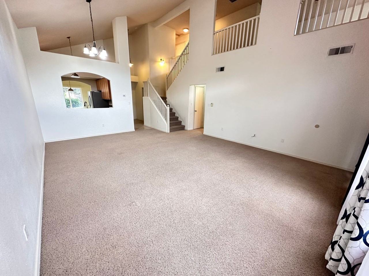 7419 Desert Eagle Rd Ne - Photo 6 of 35