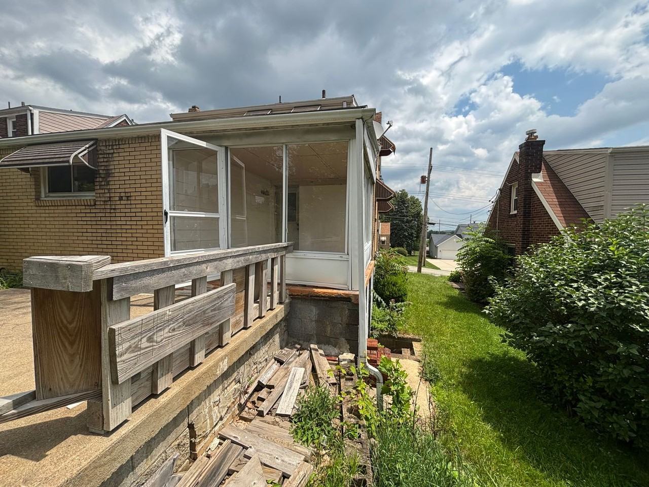 4508 Eliza St - Photo 3 of 26