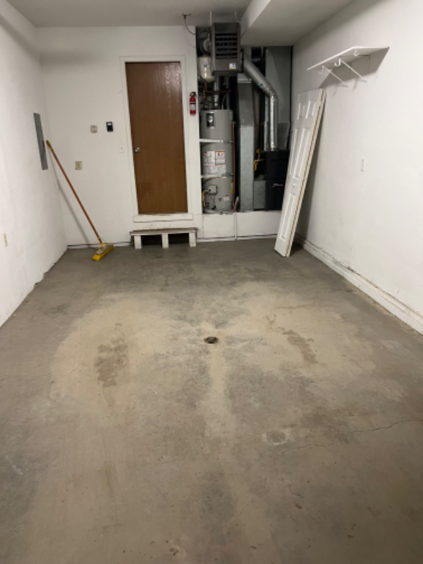 981 East Snohomish Avenue #1 - Photo 2 of 18