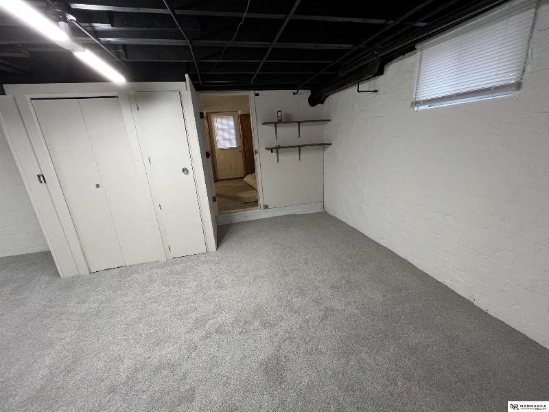 2512 N 78th Ave - Photo 2 of 10