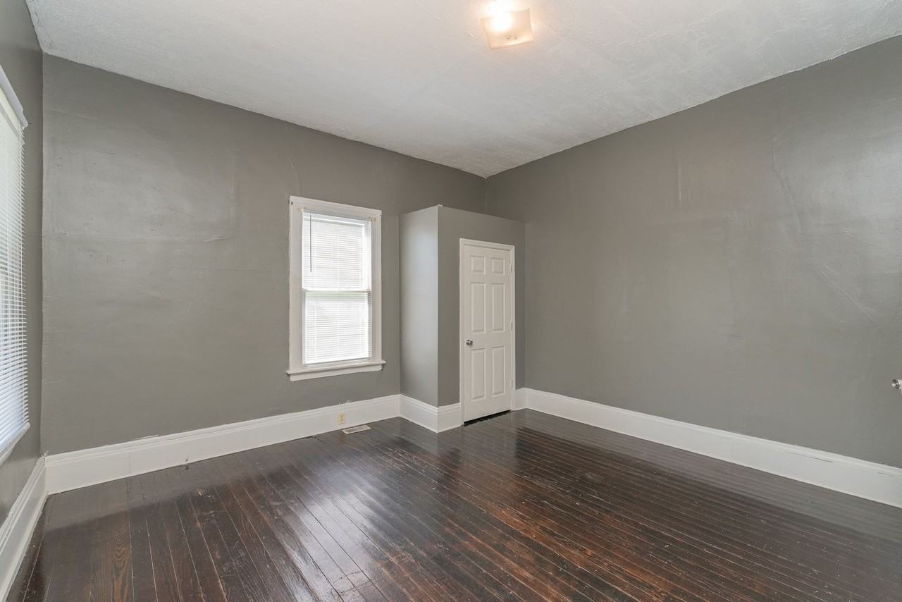 2024 Clark St - Photo 6 of 30