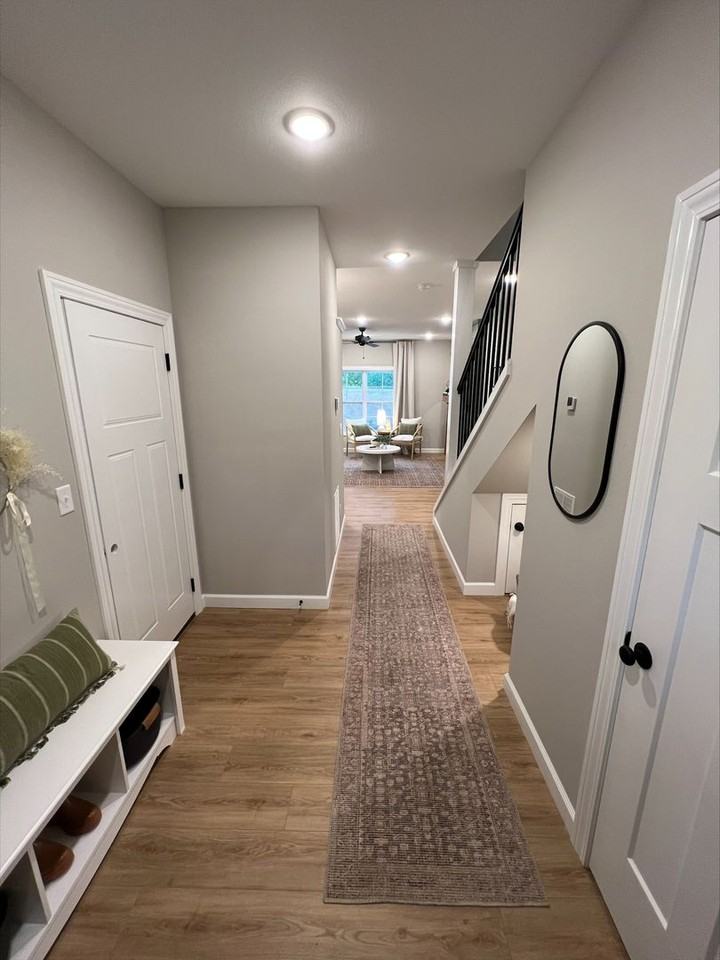 113 Sierra Cir - Photo 3 of 16