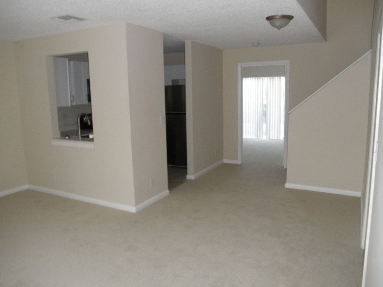 721 Cypress Way E - Photo 5 of 25