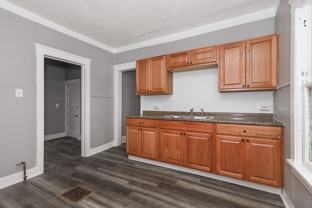 2307 GARDEN AVE CLEVELAND, OH. 4410 - Photo 1 of 1