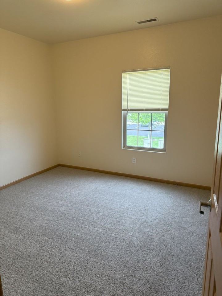 Community Near Downtown Whitehouse - Photo 3 of 13