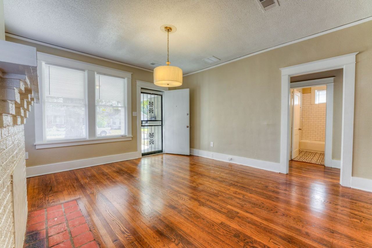 869 Garland St - Photo 3 of 21