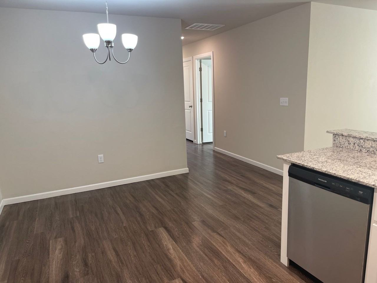 1902 Cypress St - Photo 5 of 17